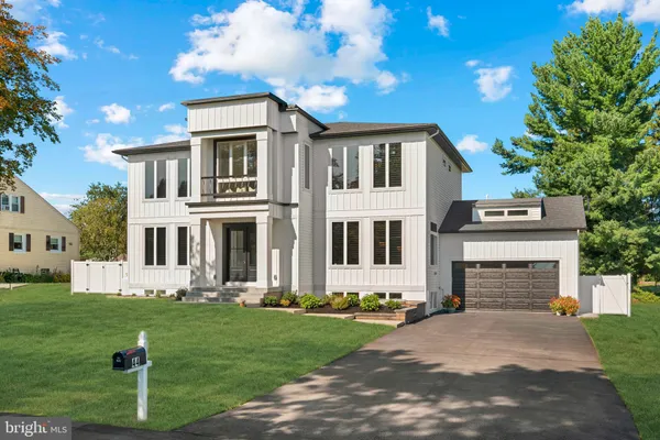 44 PAISLEY RD