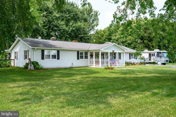 2200 BENNETT POINT RD