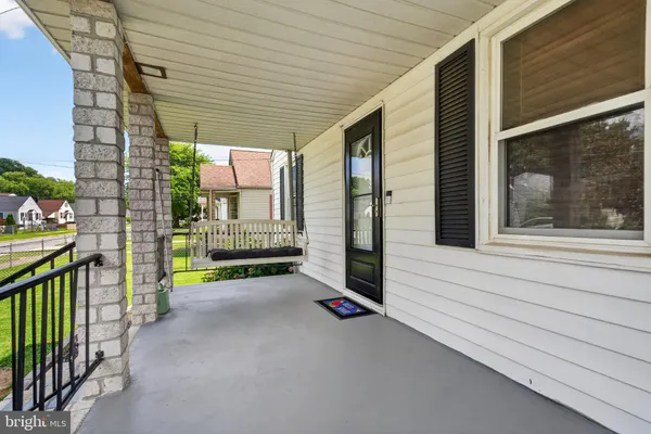 919 MARTIN RD