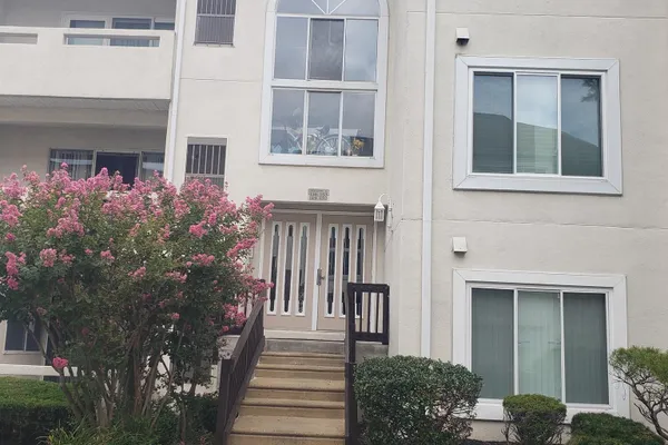 153 BENJAMIN CT G153