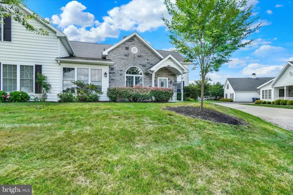 2170 KNOB HILL RD