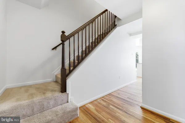 11212 KENT CT