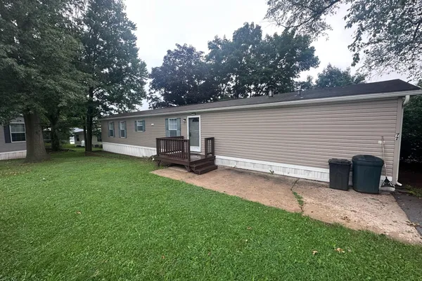 72 OAK KNOLL EST