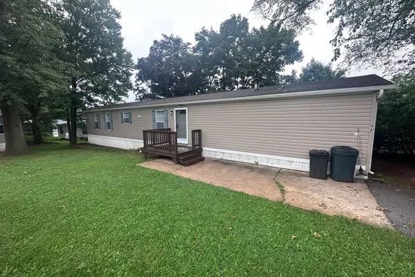 72 OAK KNOLL EST