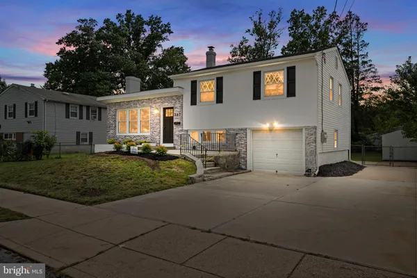 307 GLOUCESTER AVE