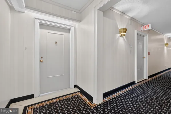 5802 NICHOLSON 2-706