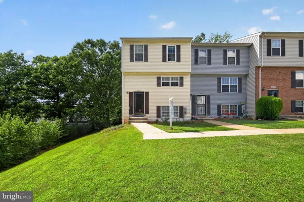 230 SWEET PINE DR