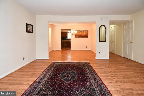 3815 LANSDALE CT 73-11