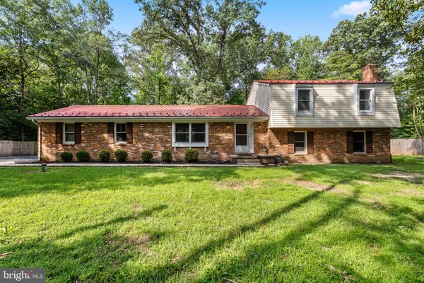 14117 BEVERLY DR