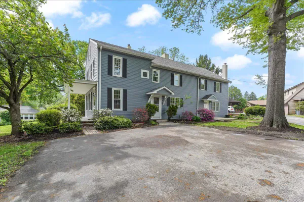 310 CEDAR LN