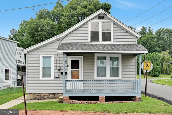 7 GRAEFF ST