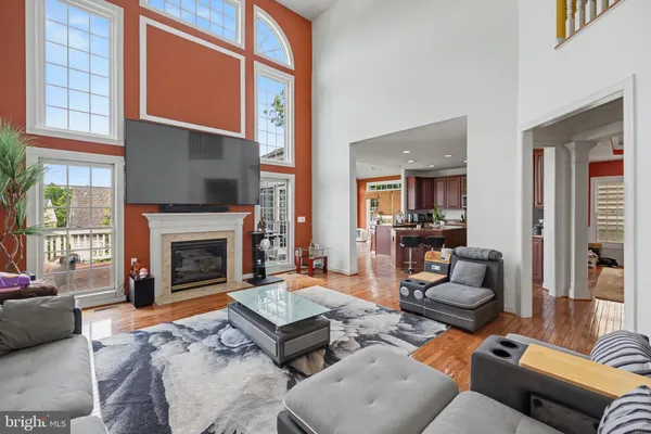 7660 HENRY KNOX DR