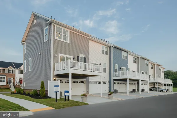 316 HACKLEY DR