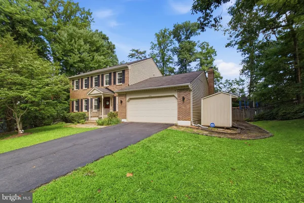 1606 MONTMORENCY DR