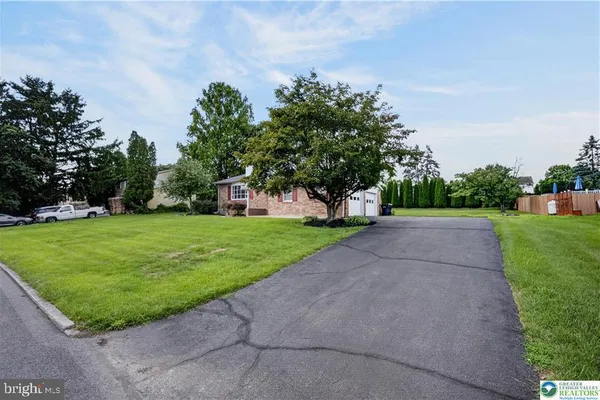 1160 BRENTWOOD AVE