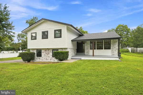 75 WEDGEWOOD DR