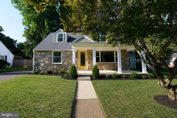 610 BURTON RD
