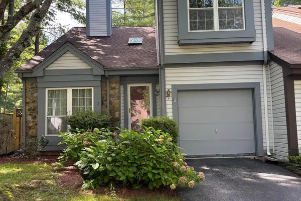 2 HUGO CT