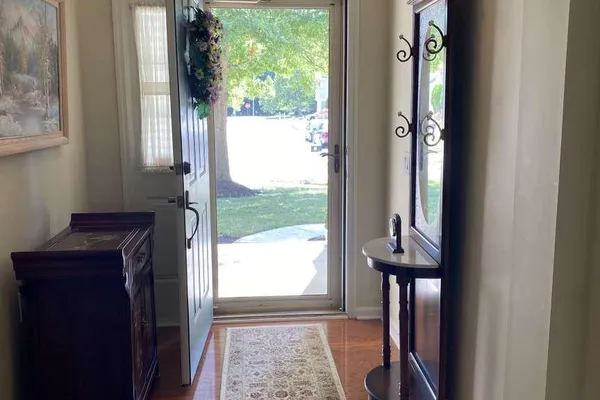 12 IRIS CT