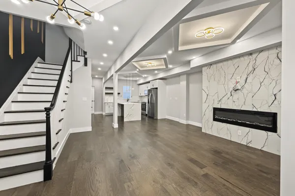 834 N WOODINGTON RD