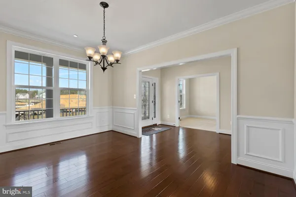 3255 LORING DR