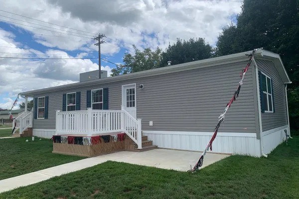 14 WILLOW LN