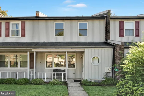 132 ASCOT CT 64