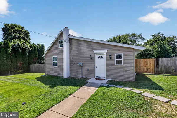 4012 GREENWOOD AVE
