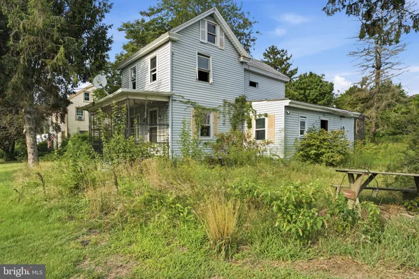 193 MAIN ST