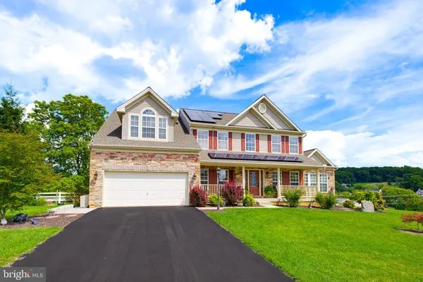 295 PALOMINO DR