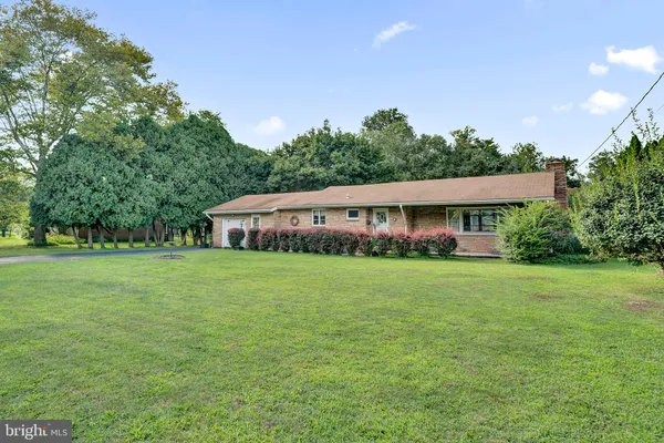 18 DIANE DR