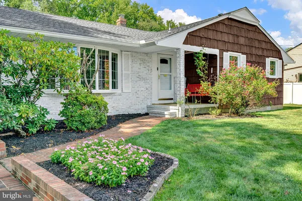 33 GALSTON DR
