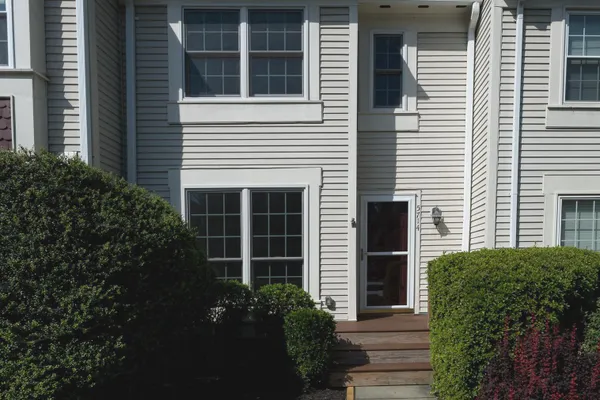 5714 EVERGREEN KNOLL CT