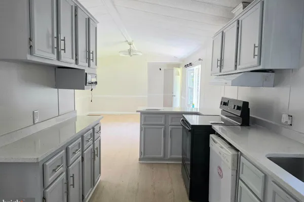 10505 CEDARVILLE RD 10-19