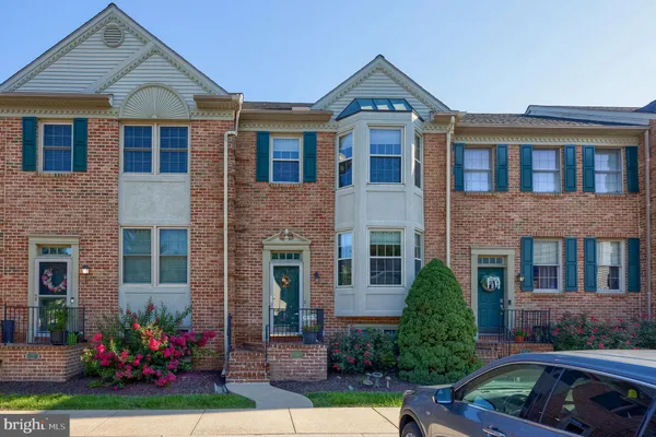 161 COBBLESTONE LN