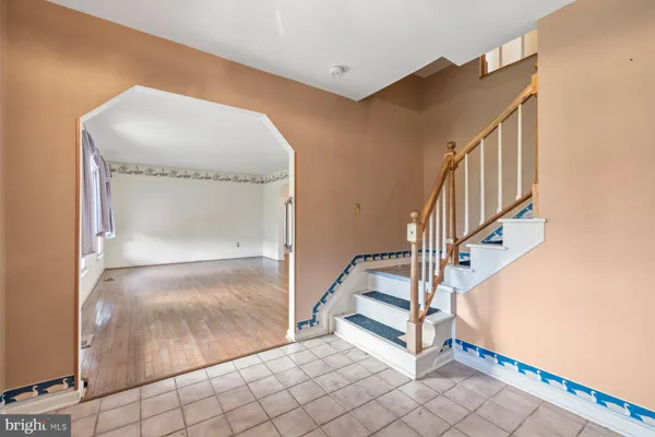 6633 CHRISTY ACRES CIR