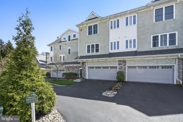 101 WOODSIDE RD C