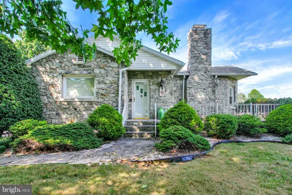 15055 BUCHANAN TRL