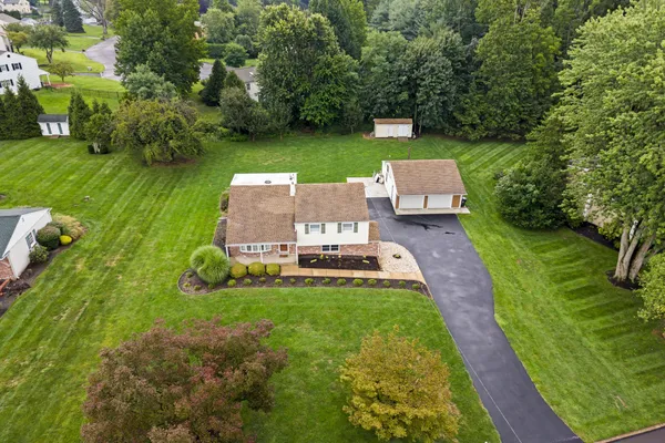 55 BROOK DR