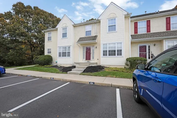 302 ALLENS LN