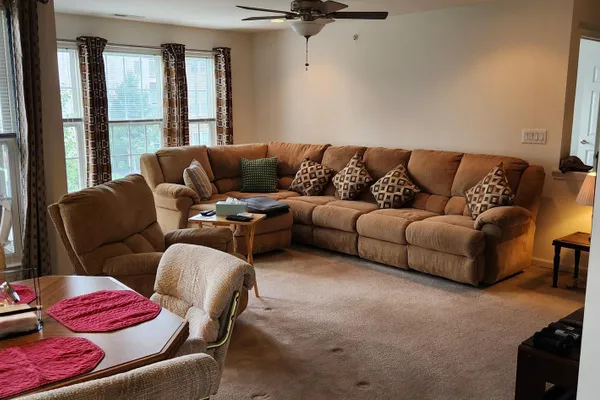 1507 MOORE ST 204