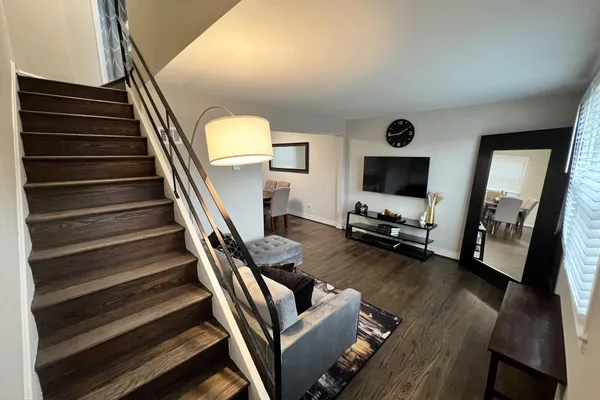 2803 IVERSON ST 122