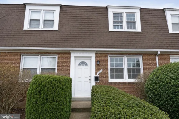 2803 IVERSON ST 122