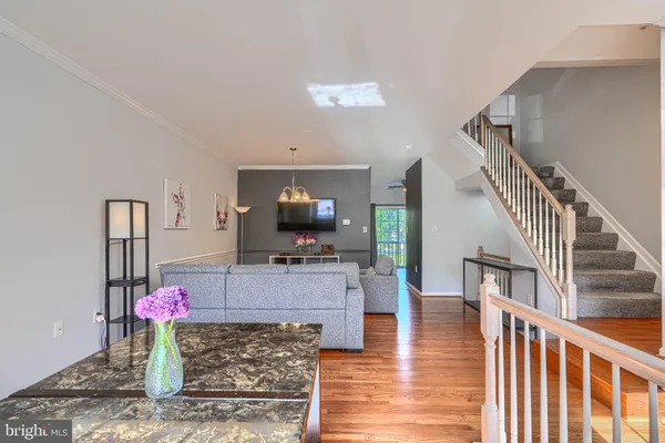 4322 BREEDERS CUP CIR
