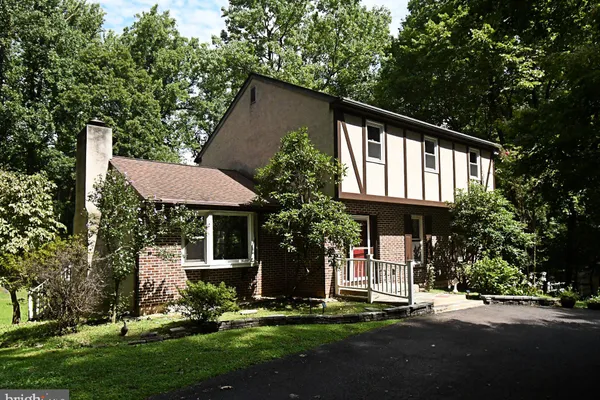 1464 CORNERSTONE DR