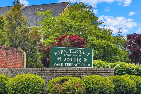 202 PARK TERRACE CT 21