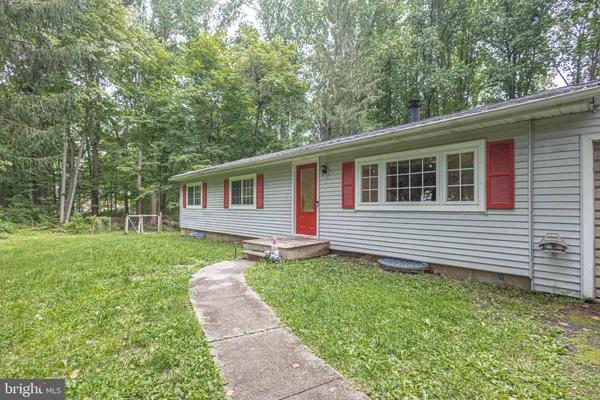 837 CHURCH RD