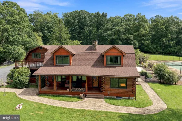 435 SUNSET DR