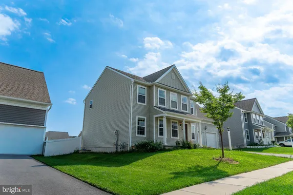 816 WESTBROOKE DR