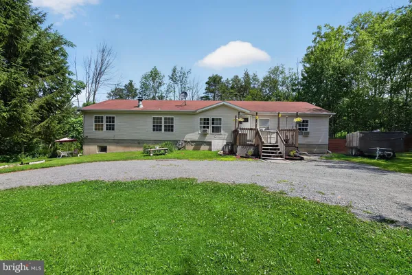 59 LAUREL DR